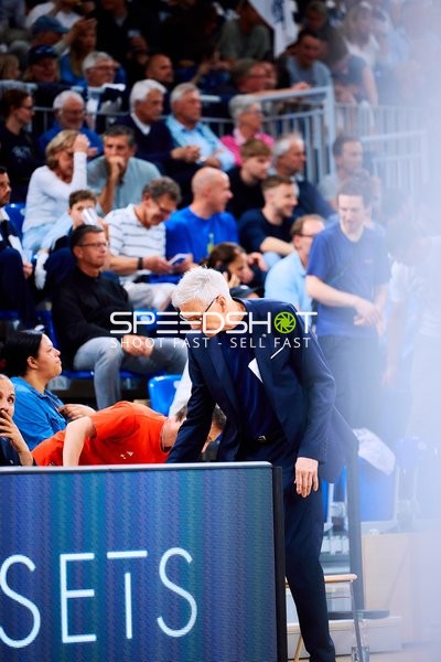 Coach an der Seitenlinie