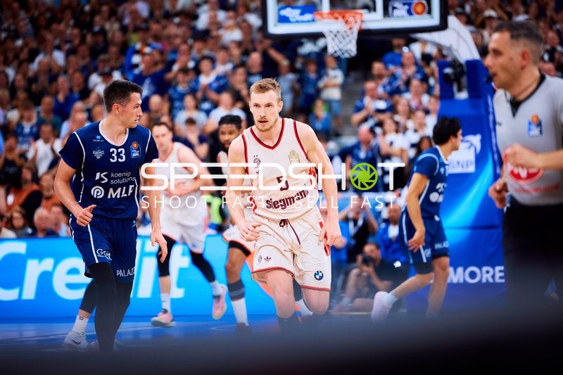 Spieler in Aktion auf dem Court