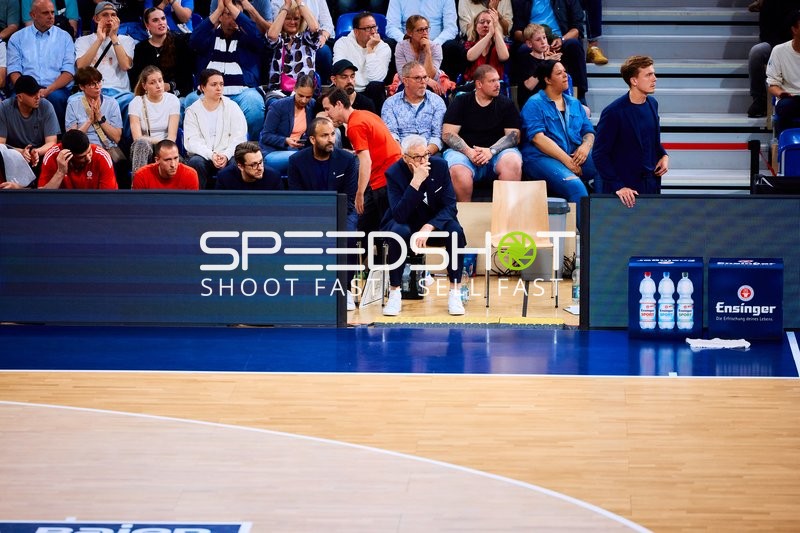 Coach an der Seitenlinie