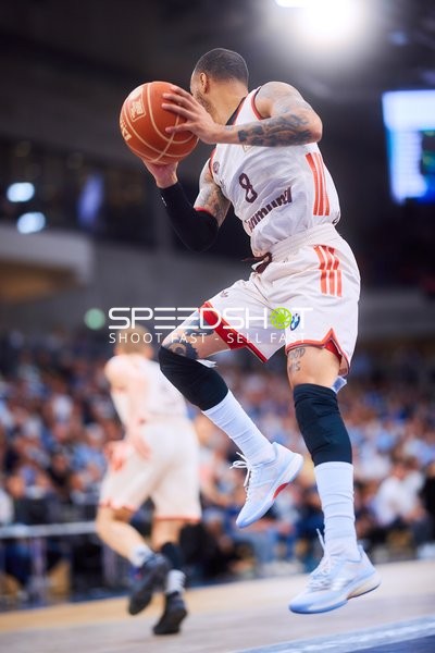 Spieler in Aktion auf Court