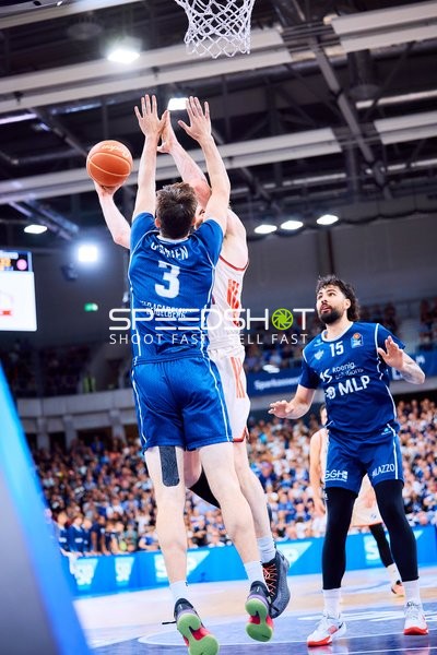 Spieler in defensiver Aktion