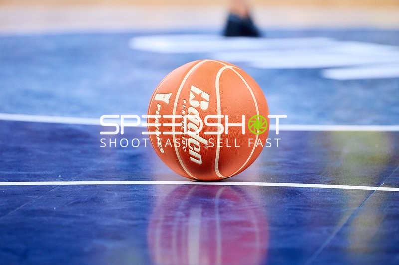 Basketball auf dem Court