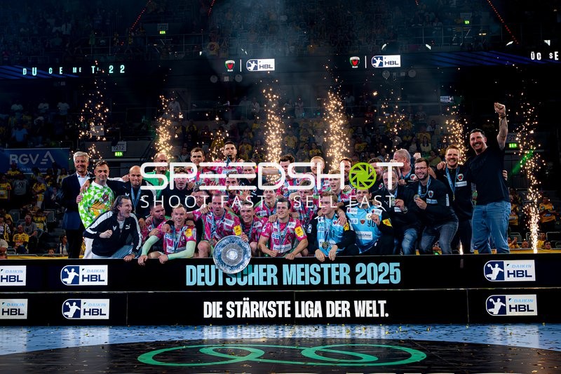 Füchse Berlin feiern Meisterschaft