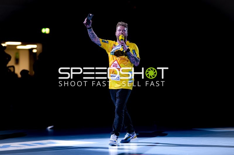 Moderation in der SAP Arena