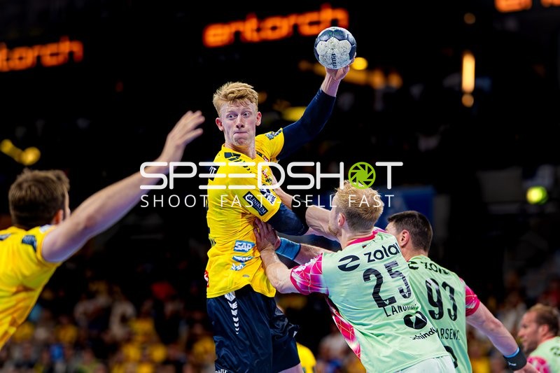 Wurf von Jon Lindenchrone Andersen (42; Rhein Neckar Löwen)