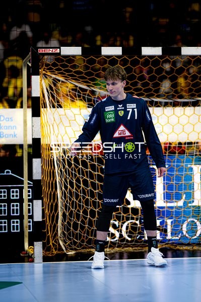 Torwart 71; Rhein Neckar Löwen in Position