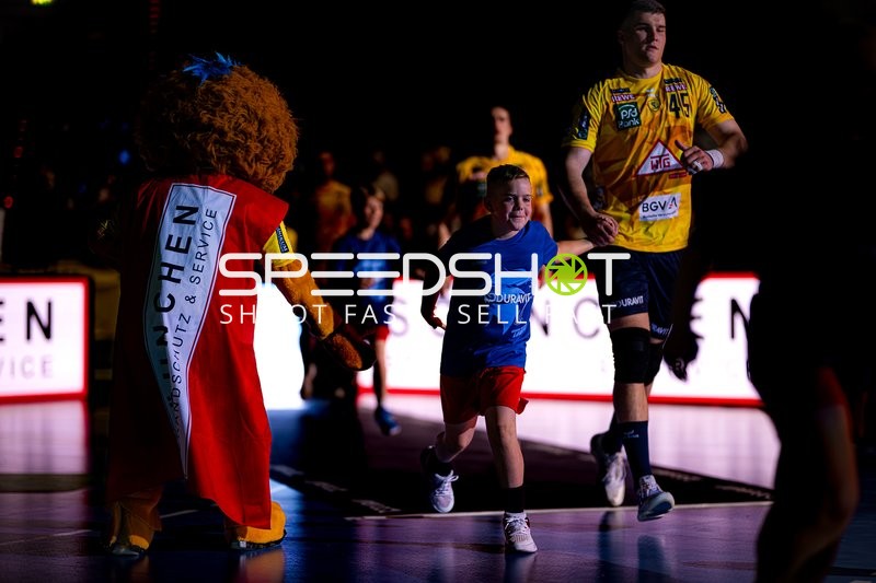 Spieler Halil Jaganjac (45; Rhein Neckar Löwen) in der Halle