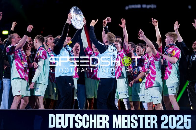 Füchse Berlin feiern Meisterschaft