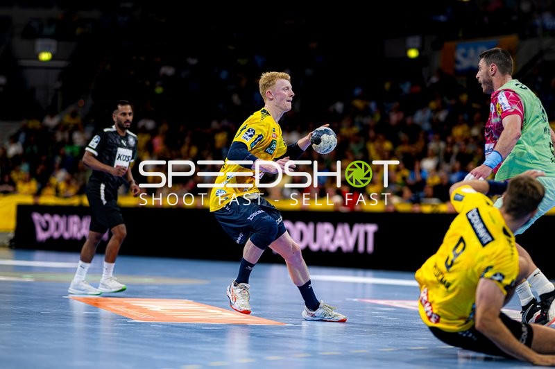 Spieler mit Ball in Aktion