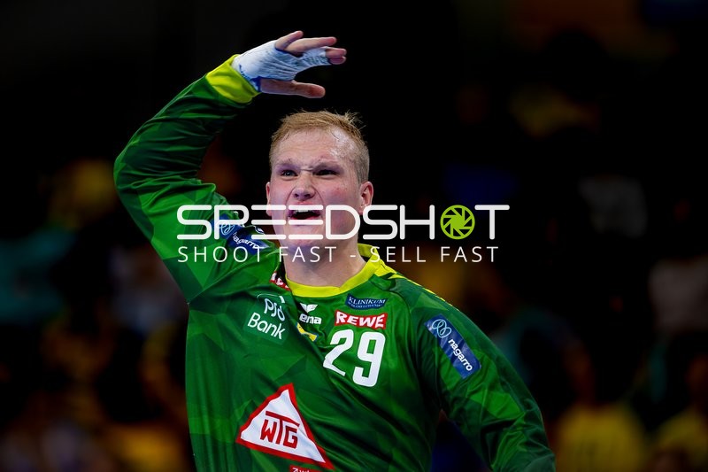 Torwart David Späth (29; Rhein Neckar Löwen) in Position