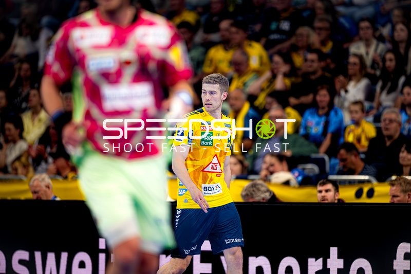 Spieler Tim Nothdurft (8; Rhein Neckar Löwen) in Position