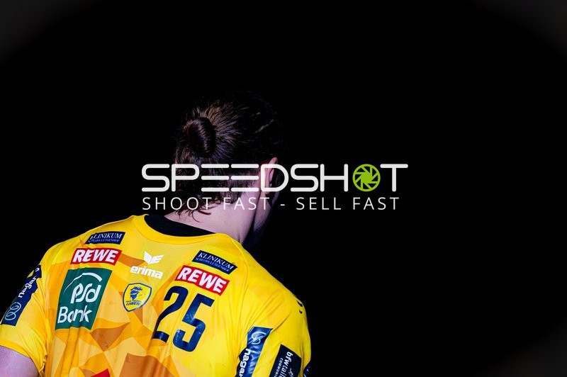 Spieler Olle Forsell-Schefvert (25; Rhein Neckar Löwen) in Position