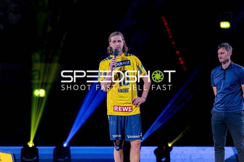 Juri Knorr (10, Rhein Neckar Löwen) spricht