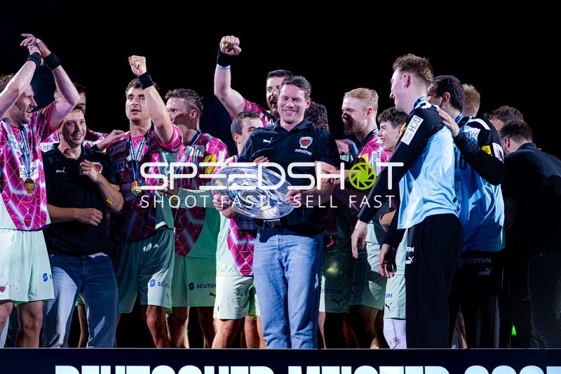 Füchse Berlin feiern Meistertitel