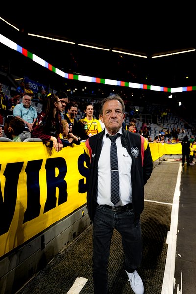 Trainer an der Seitenlinie