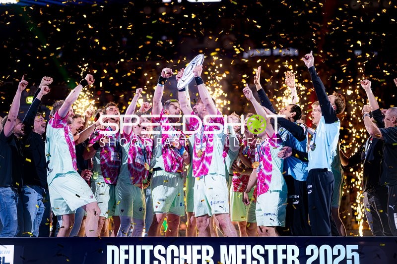 Mannschaftsjubel nach Meisterschaft