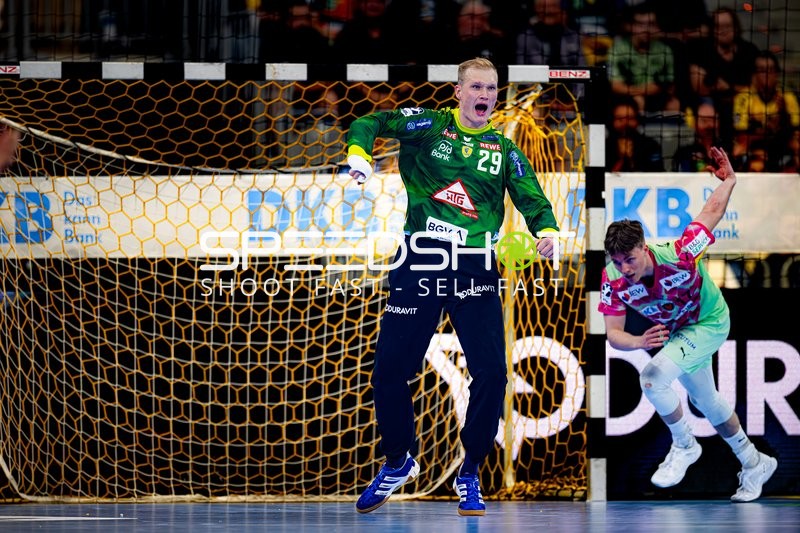 Torwart David Späth (29; Rhein Neckar Löwen) in Aktion