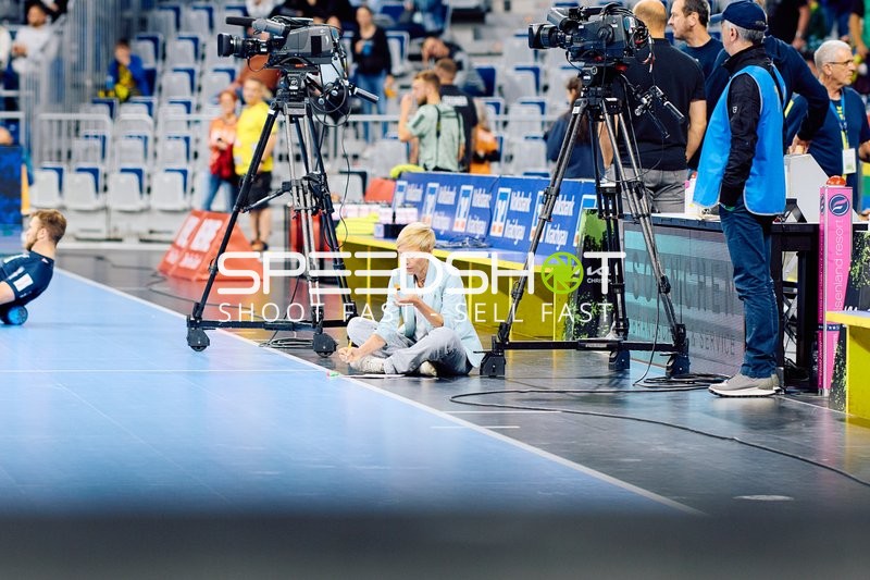 Moderation am Spielfeldrand