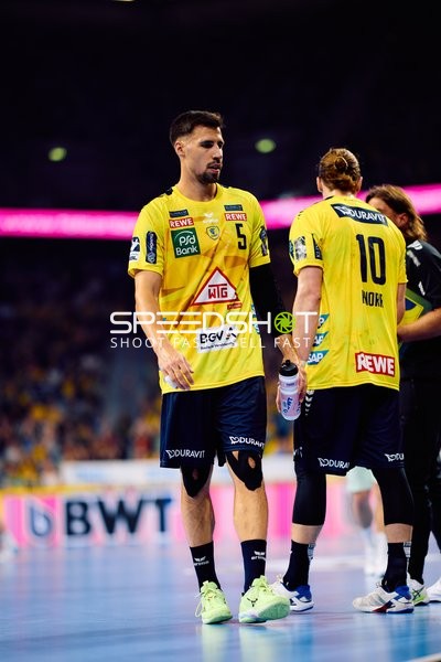 Spieler Ivan Martinović (5; Rhein Neckar Löwen) in der Halle