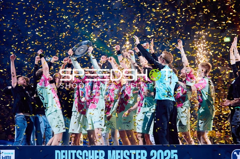 Füchse Berlin feiern Meister