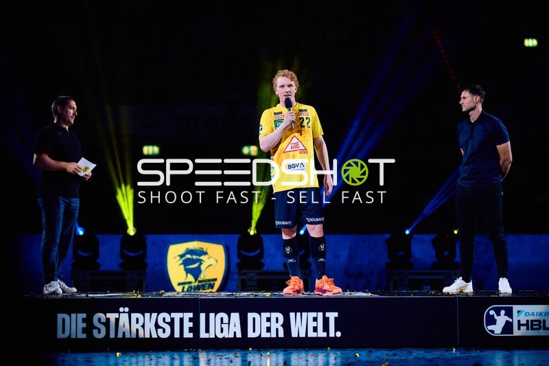 Spieler Gustav Davidsson (22; Rhein Neckar Löwen) spricht