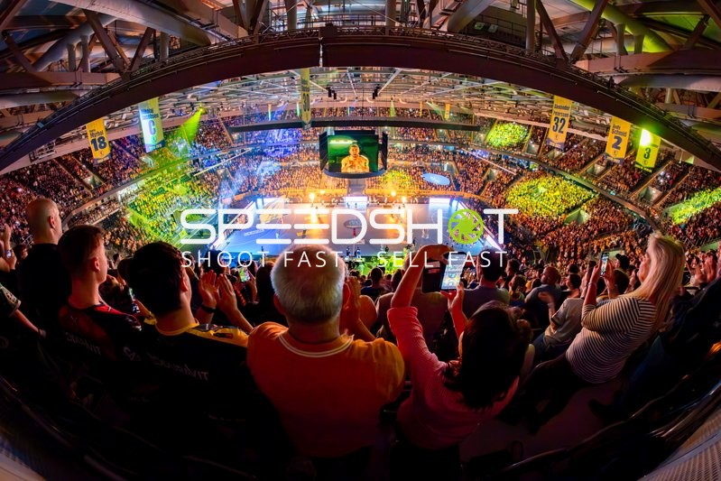 Handballspiel in der Halle