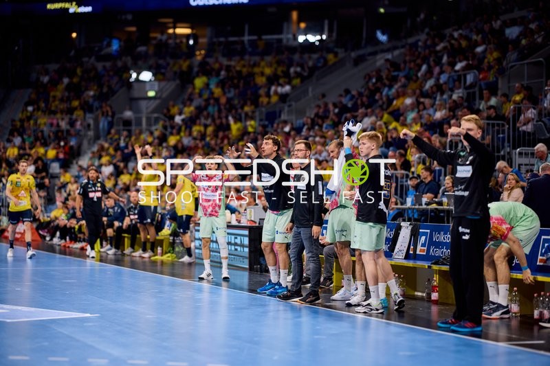 Spieler an der Seitenlinie