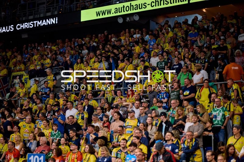 Fans in der SAP Arena