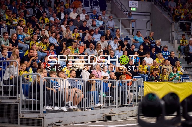 Zuschauer in der Halle