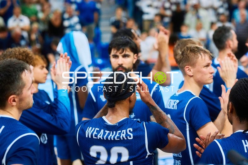 MLP Academics Heidelberg applaudieren