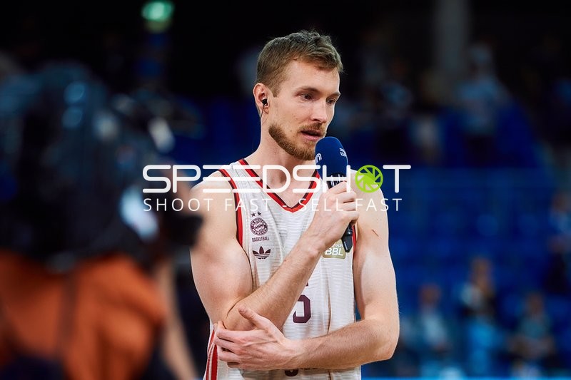 Interview mit Niels Giffey (5, FC Bayern Basketball)