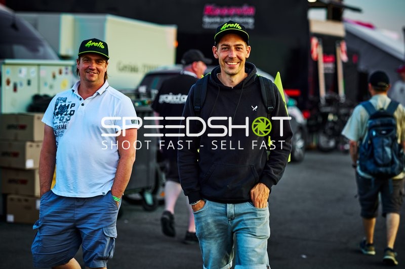 Besucher beim 24h Rennen 2025