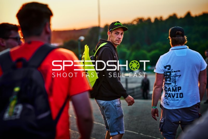 Fans beim 24h Rennen 2025