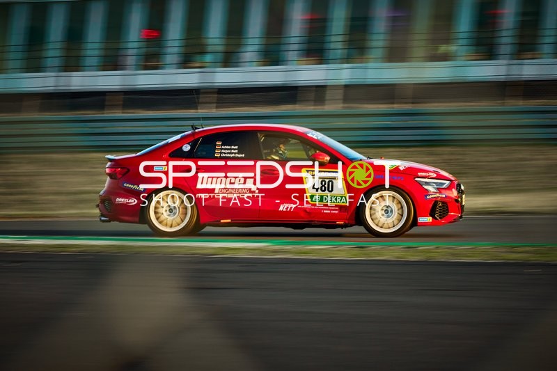 Dupré Motorsport Audi S2-Lim auf der Rennstrecke