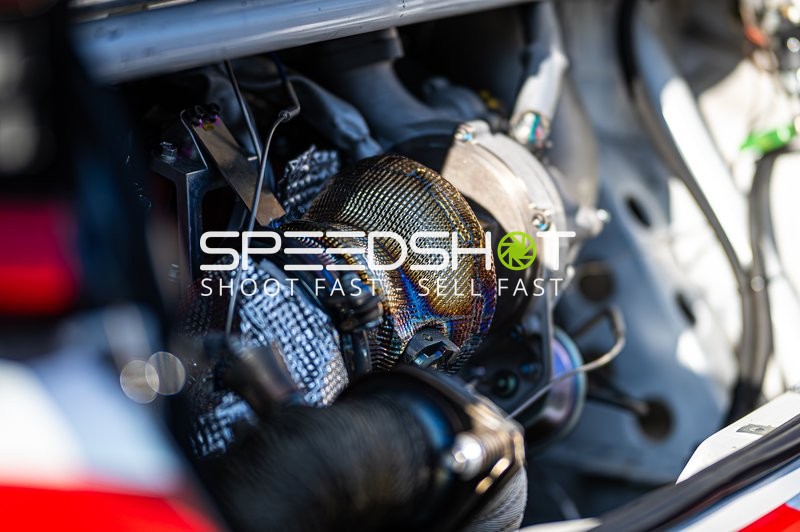 Motortechnik im Rennfahrzeug