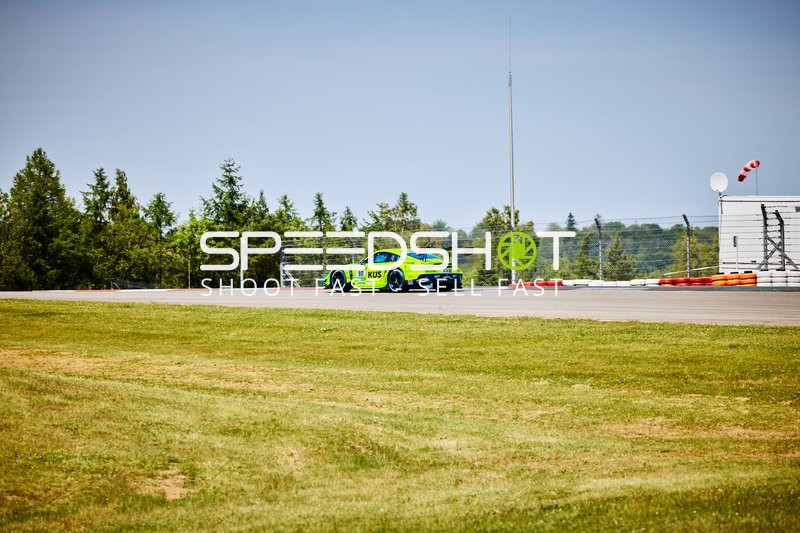 GITI TIRE MOTORSPORT BY WS RACING auf Strecke