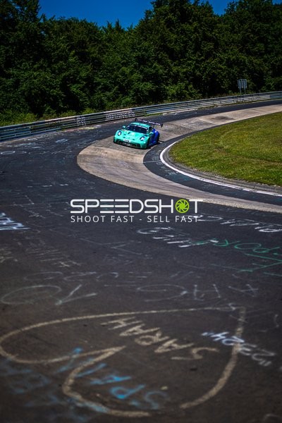 Rennfahrzeug auf der Nordschleife