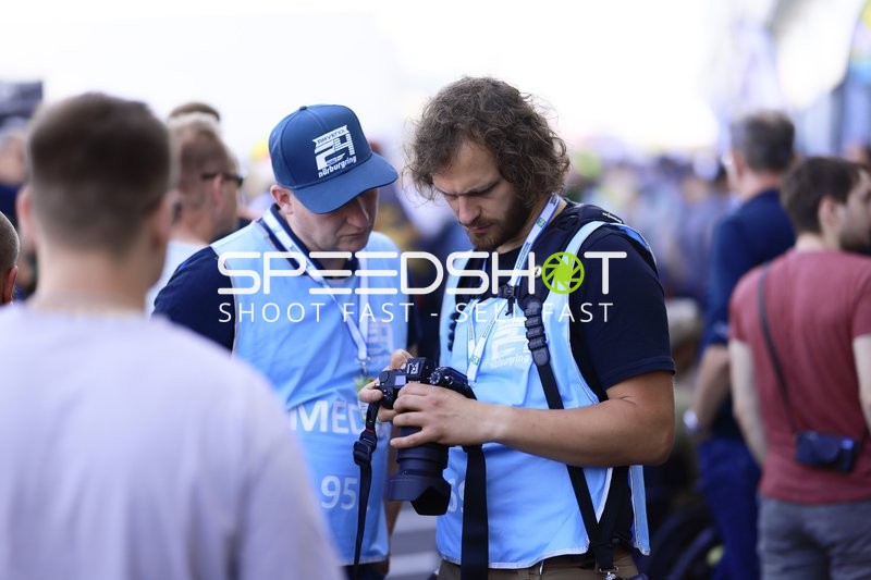 Medienvertreter beim 24h Rennen 2025