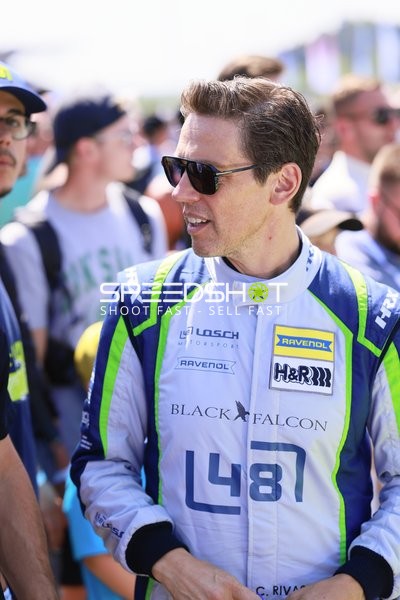 Fahrer von BLACK FALCON Team EAE (48): Ben Bünnagel (48; BLACK FALCON Team EAE), Daan Arrow (48; BLACK FALCON Team EAE), Gabriele Piana (48; BLACK FALCON Team EAE), Mustafa Mehmet Kaya (48; BLACK FALCON Team EAE) beim 24h Rennen