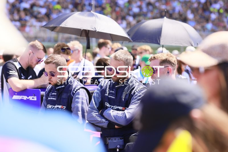 Mechaniker bei der Arbeit