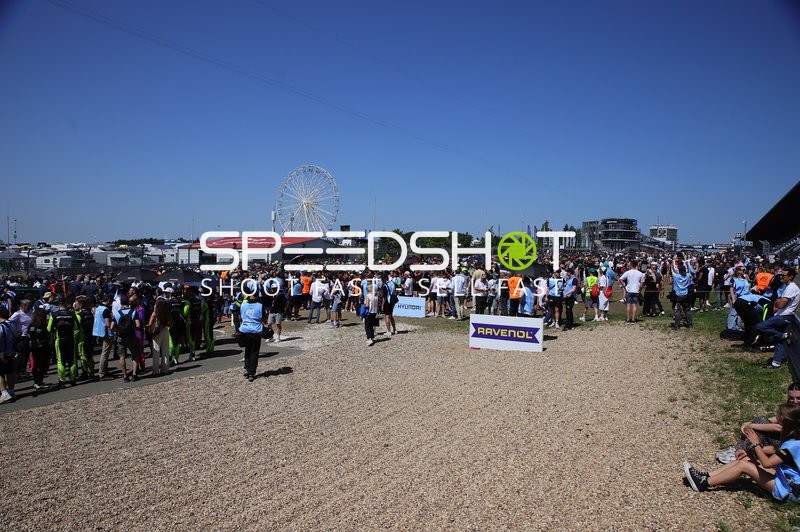 Zuschauer beim 24h Rennen 2025 Nürburgring