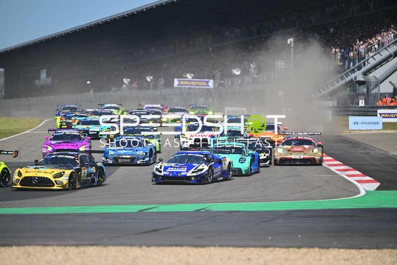 Start beim 24h Rennen 2025 Nürburgring