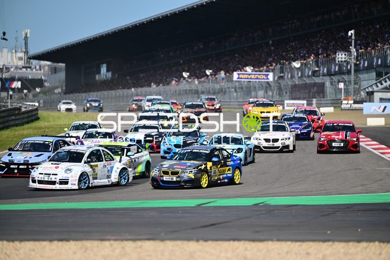 Start des 24h Rennens