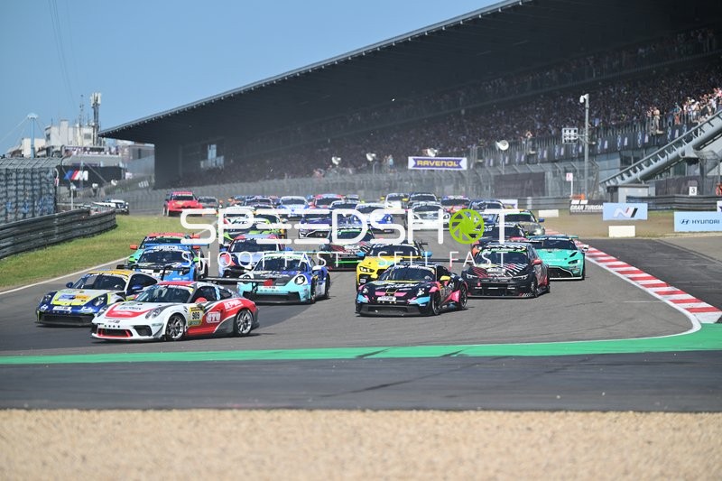 Startphase 24h Rennen 2025 Nürburgring