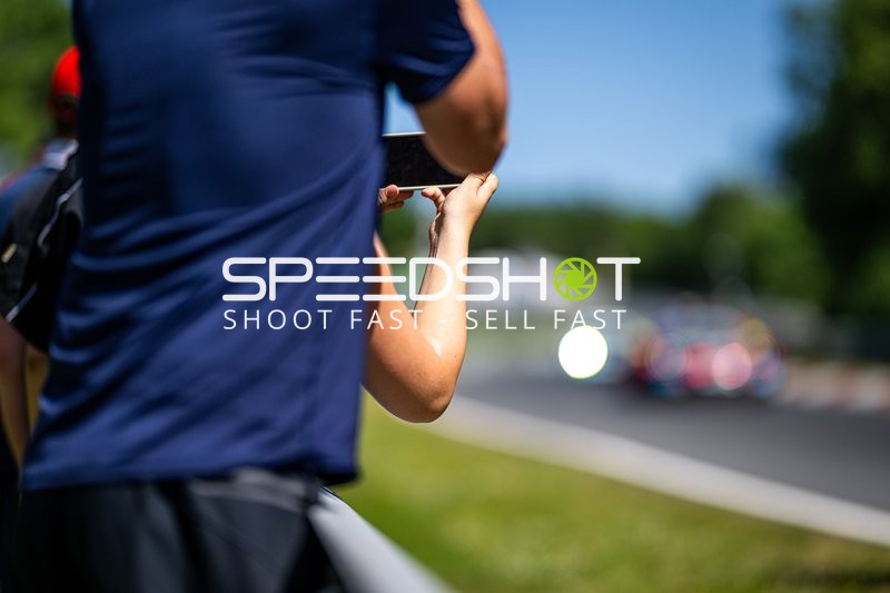 Zuschauer am Nürburgring