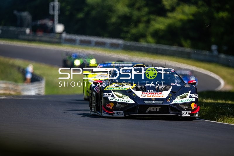 Lamborghini Huracan GT3 EVO2 auf der Rennstrecke