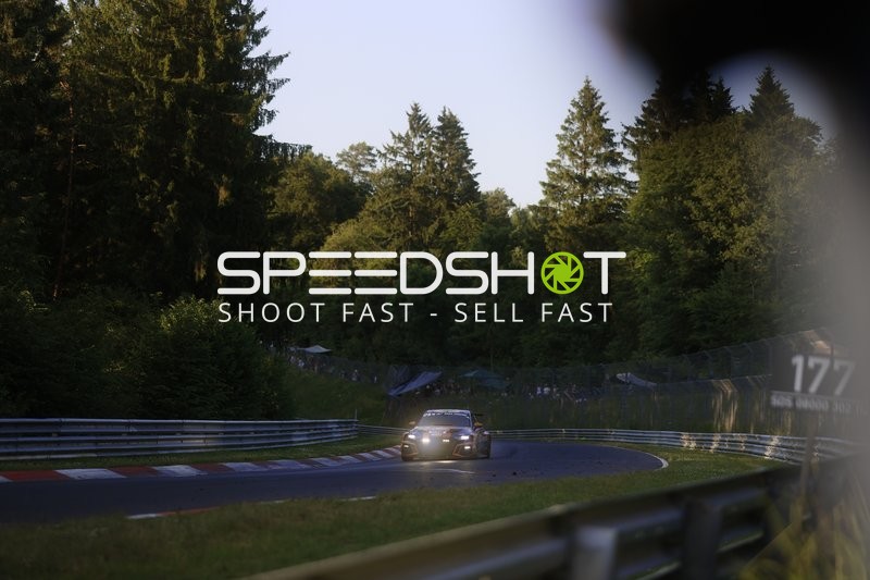 Rennfahrzeug auf der Nordschleife