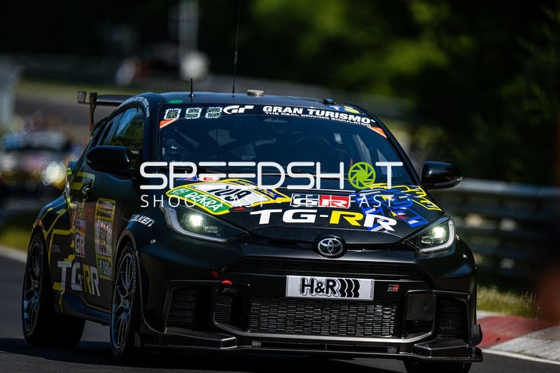 Fahrzeug mit Startnummer 109 auf dem Nürburgring