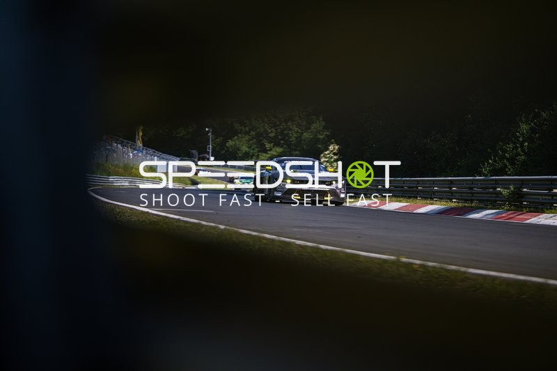 Rennfahrzeug auf der Nordschleife