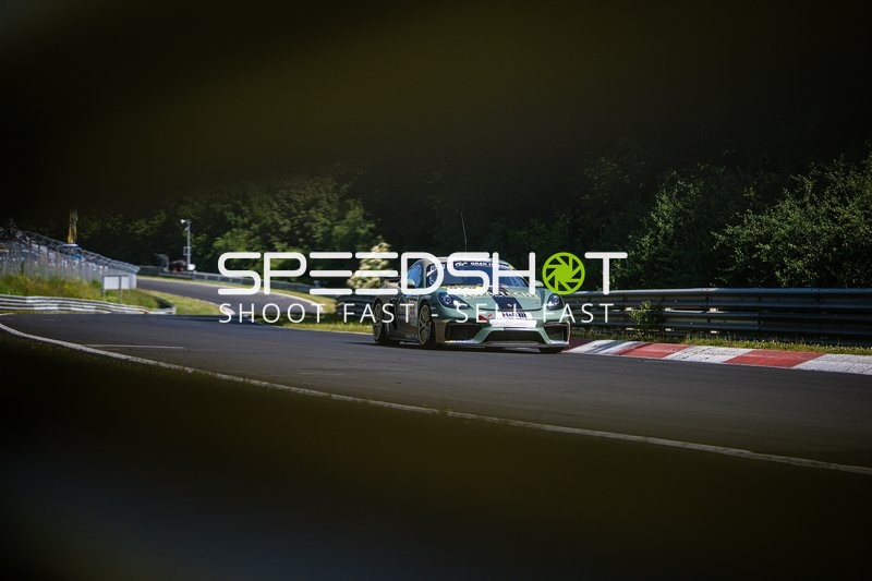 Rennfahrzeug auf der Nordschleife